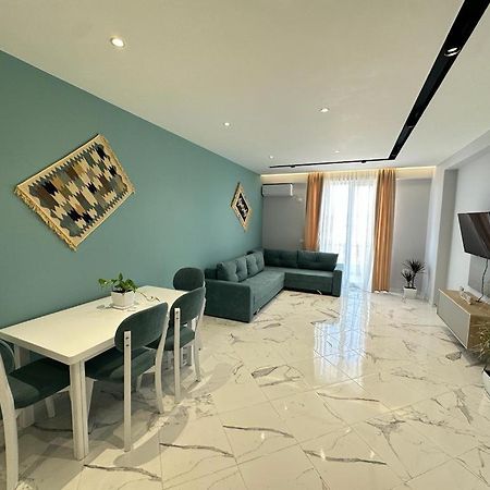 Trea Accomodations فلورا المظهر الخارجي الصورة